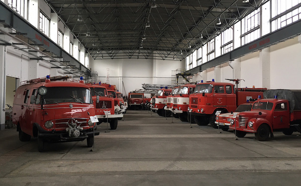Feuerwehrmuseum Welzow Fahrzeughalle Kopie